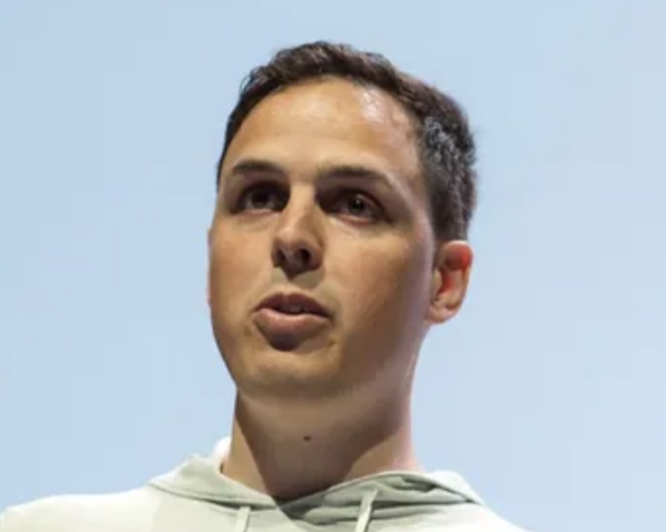 Nick Tomaino portrait